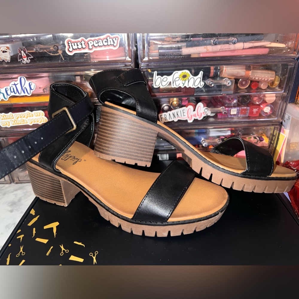Black strap Sandals